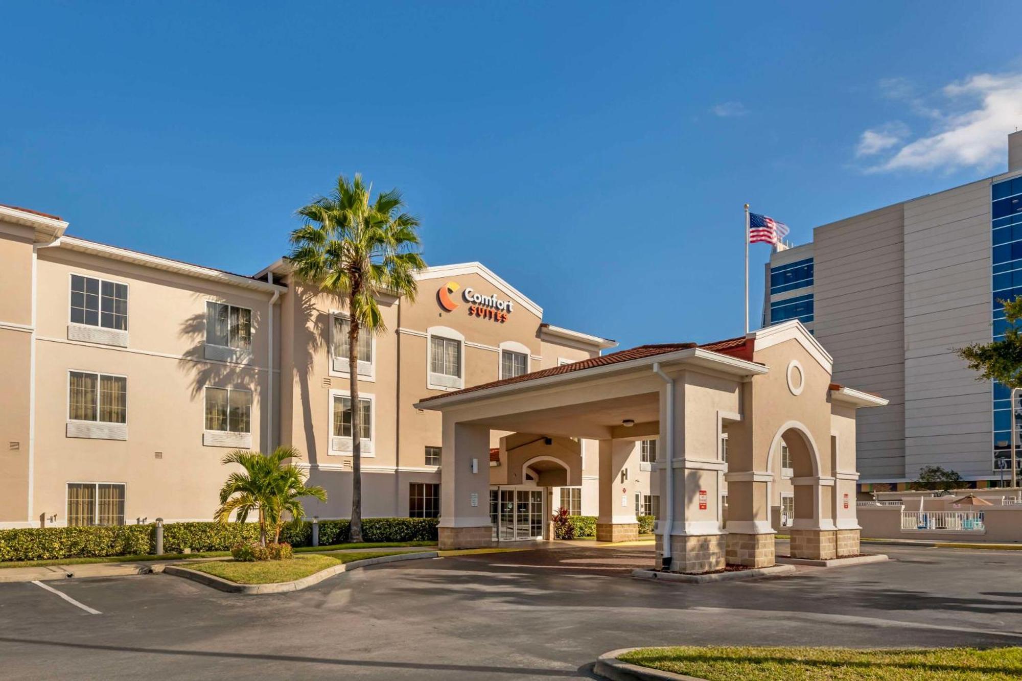 Comfort Suites Downtown Orlando Exterior photo