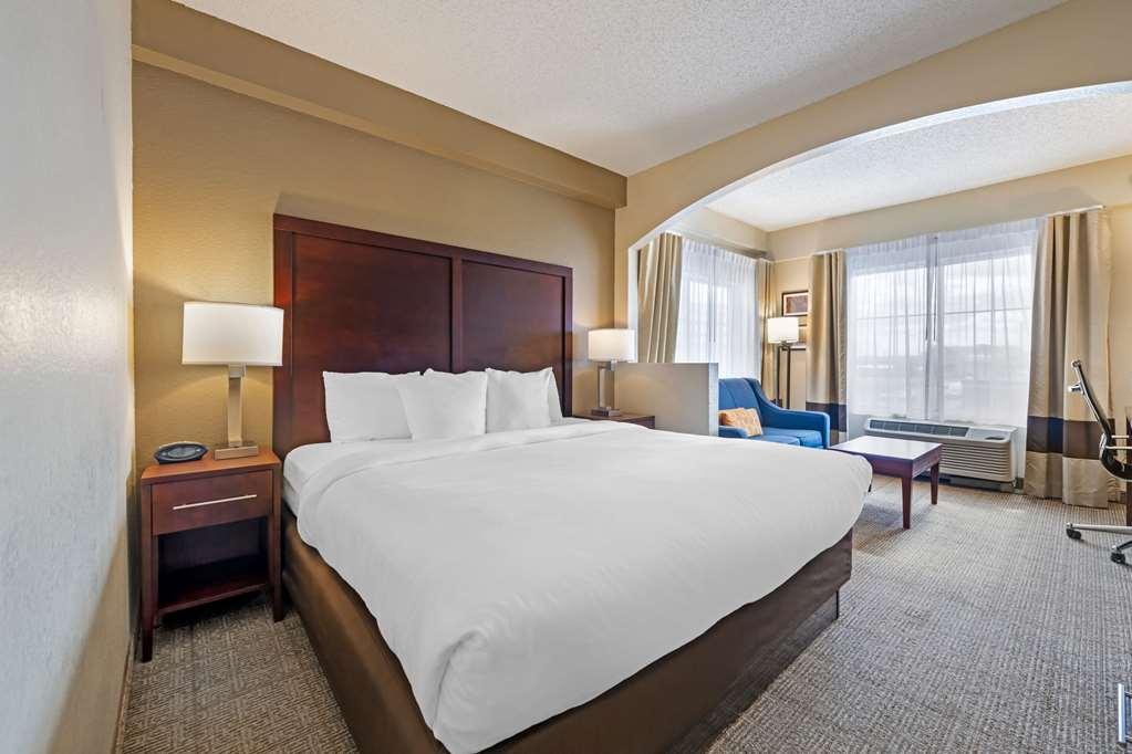 Comfort Suites Downtown Orlando Room photo